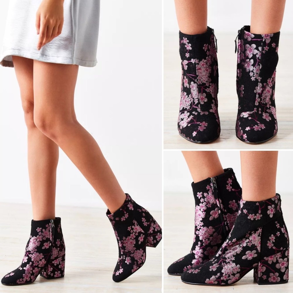 Sam Edelman Taye floral jacquard heeled boots size 6.5